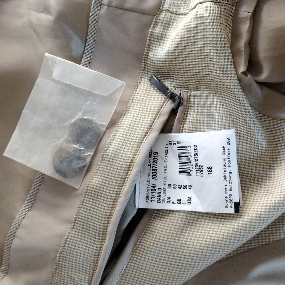 Carroll and Co Beverly Hills tan rain jacket 40 - Picture 11 of 16